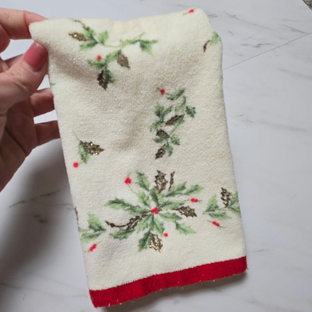 LENOX Hand Towel Christmas Holly Motif